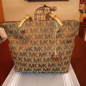 Michael Kors Jet Set Signature Tote Bag, Beige/Ebony/Gold